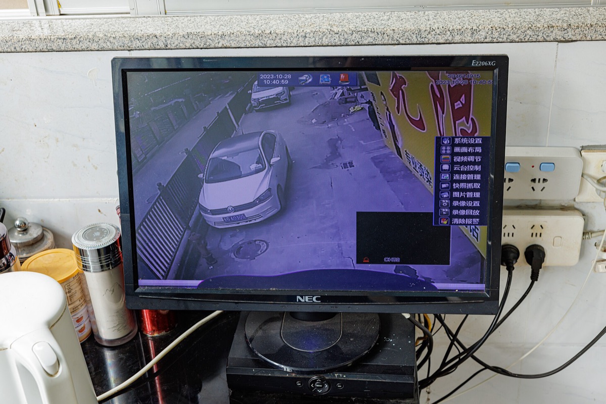 Écran d'ordinateur affichant un jeu vidéo dynamique
