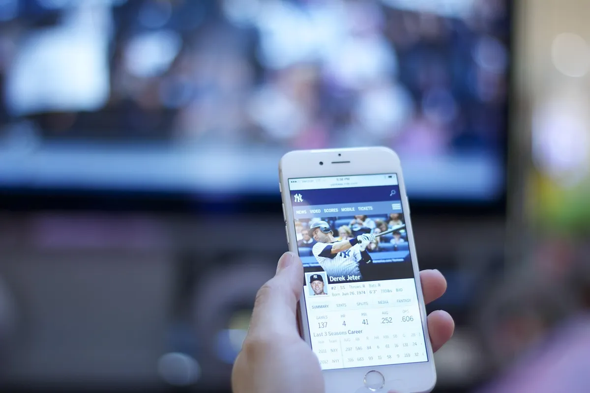 iphone, iphone 6, tv, social tv, technology, sports, baseball, baseball player, media, social, television, web, wireless, digital, screen, information, connecti