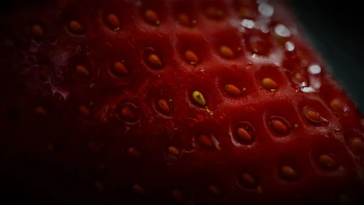 background, strawberry, surface, laptop wallpaper, windows wallpaper, template, structure, red, 4k wallpaper, meal, fruit, wallpaper hd, nature, desktop backgro